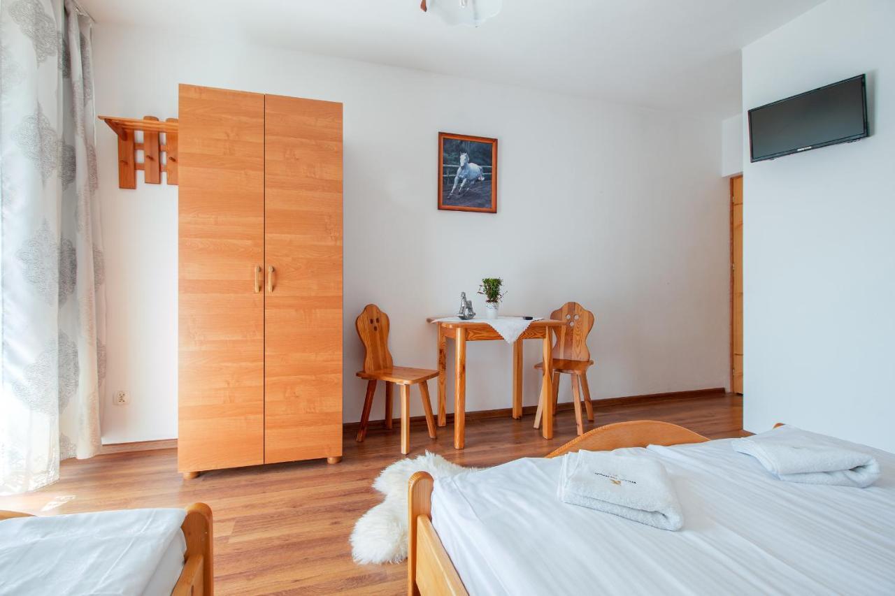 Willa Kowala Groń Buitenkant foto