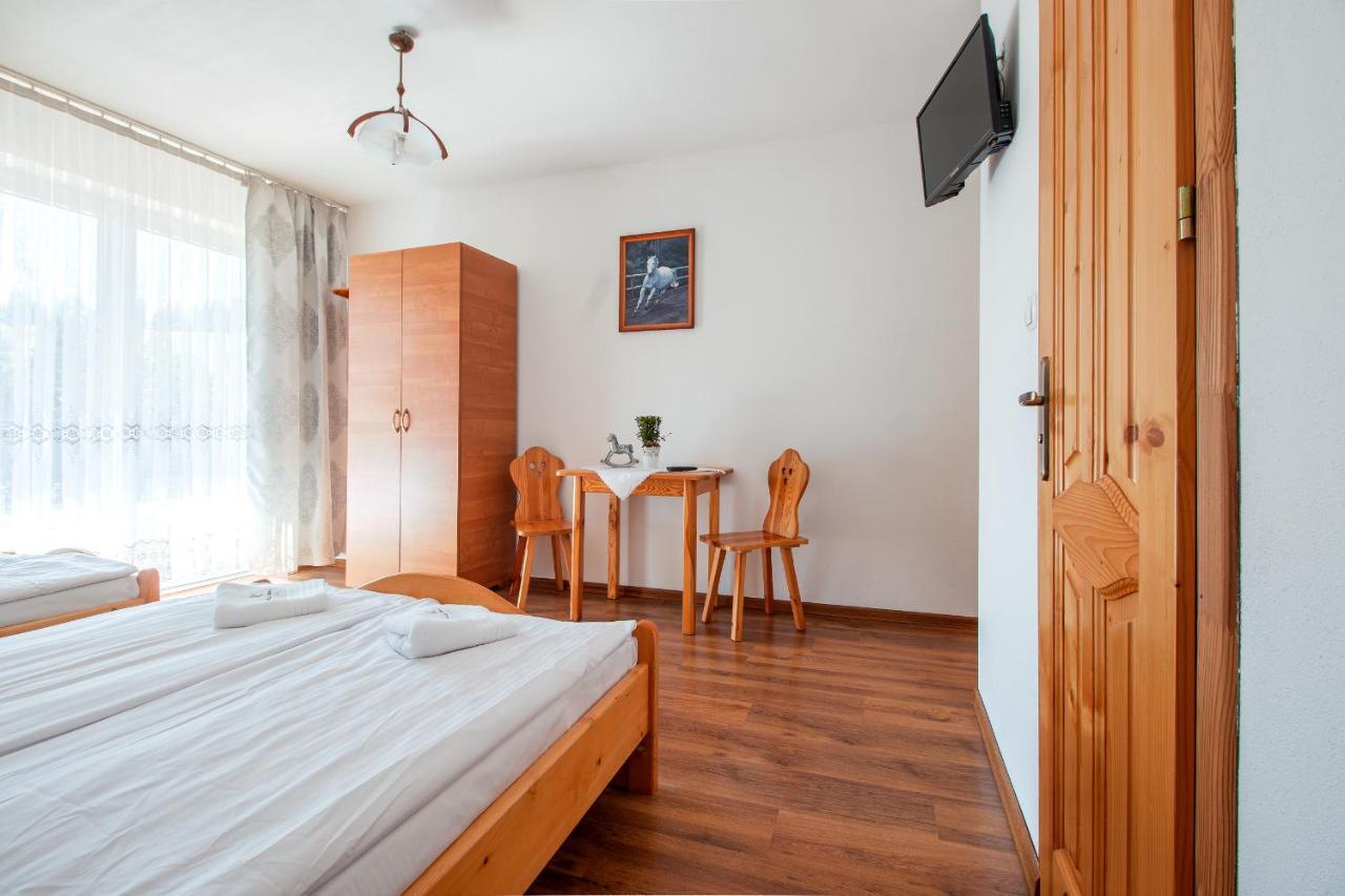 Willa Kowala Groń Buitenkant foto